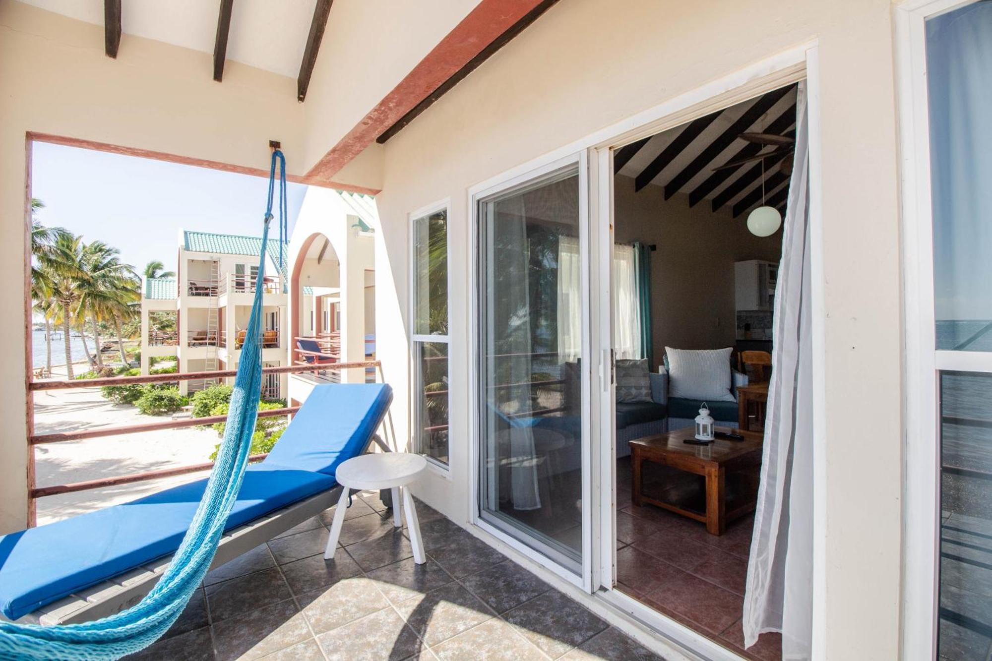 Tres Cocos Resort San Pedro  Εξωτερικό φωτογραφία